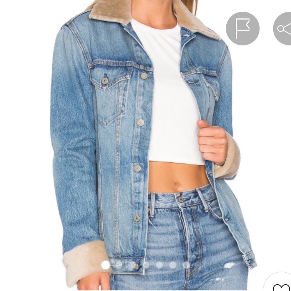 GRLFRND denim jacket with fur collar!